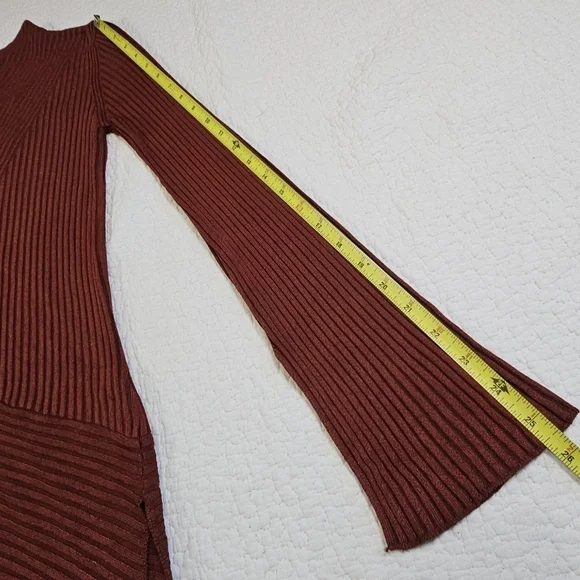 NWT TOPSHOP Asymmetrical Ribbed Sweater - Picture 9 of 15